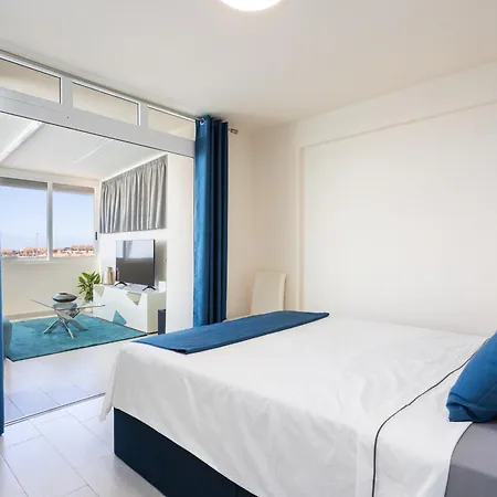 Magnificent Flat With Splendid Ocean Views * 洛斯克里斯蒂亚诺斯
