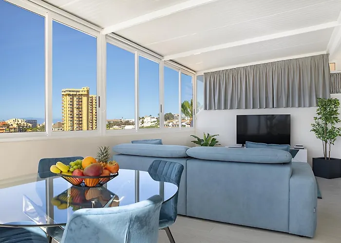 Magnificent Flat With Splendid Ocean Views *