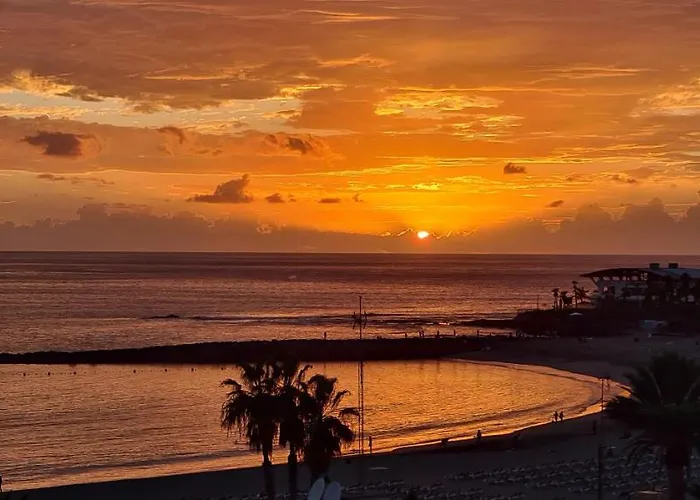 Magnificent Flat With Splendid Ocean Views Daire Los Cristianos (Tenerife)